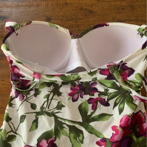 Togs of Australia Swimwear Floral Green Pink Slimming One Piece Sz 8 - Picture 6 of 6